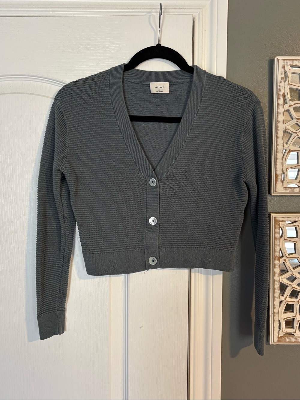 Aritzia | Wilfred Light Cropped Cardigan